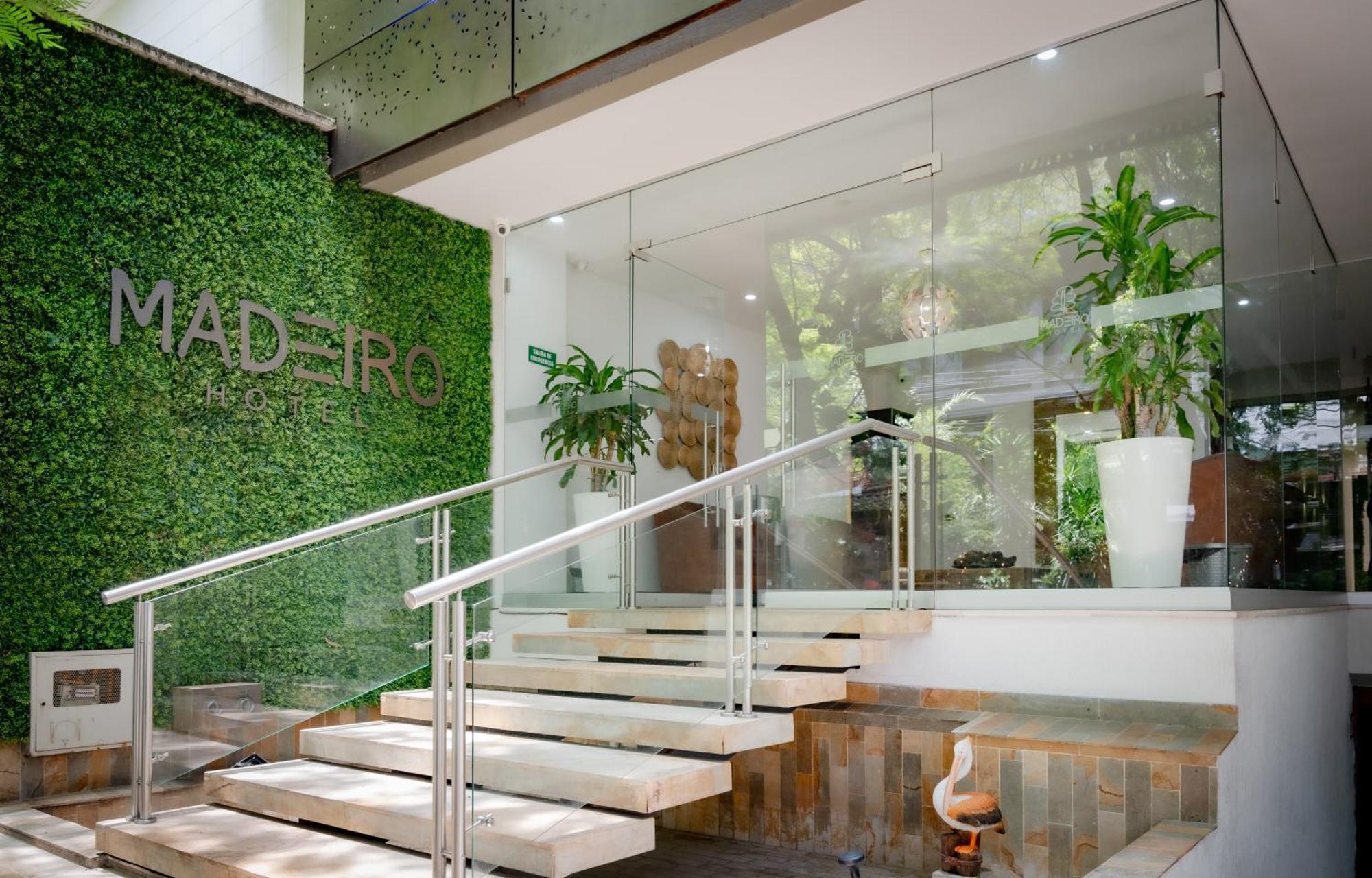 Hotel Madeiro Medellín Zewnętrze zdjęcie