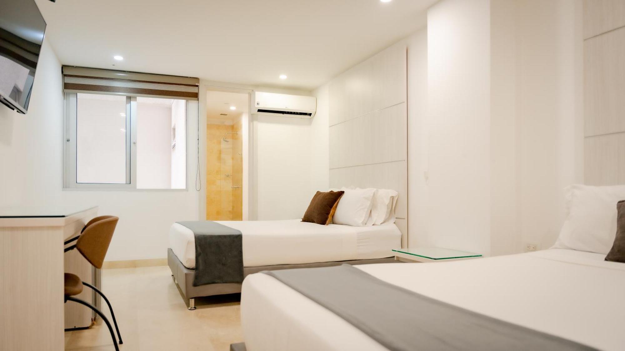 Hotel Madeiro Medellín Zewnętrze zdjęcie