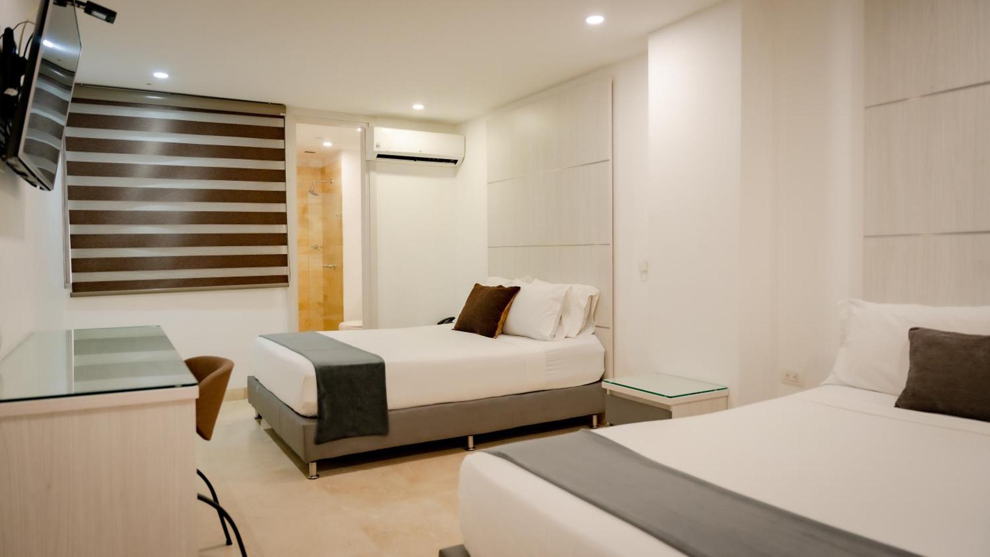 Hotel Madeiro Medellín Zewnętrze zdjęcie