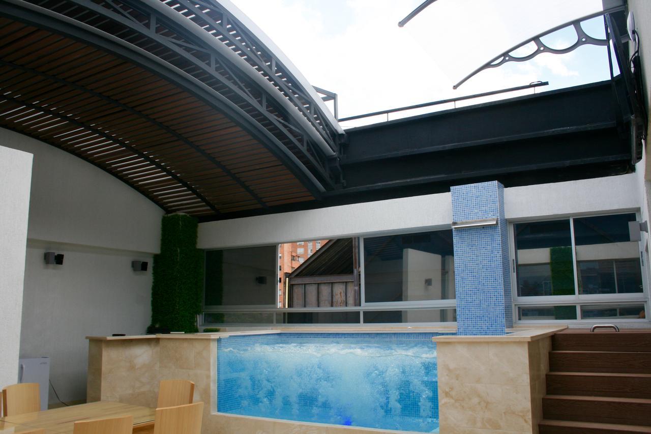 Hotel Madeiro Medellín Zewnętrze zdjęcie