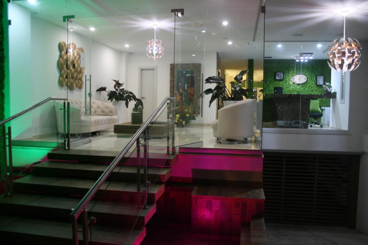 Hotel Madeiro Medellín Zewnętrze zdjęcie